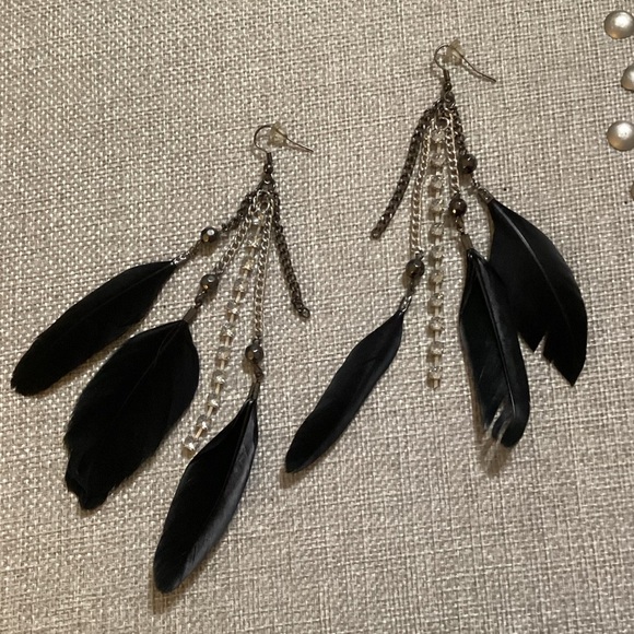 New Classic Black Authentic 3 Feather Earrings with Rhinestones - #188 - Picture 1 of 12